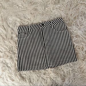 ❌SOLD❌ Striped black and white skirt